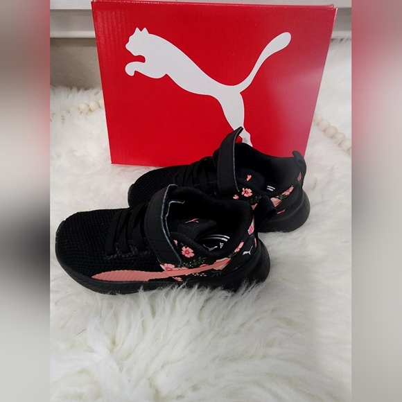 PUMA FLORAL SHOES - Picture 2 of 3